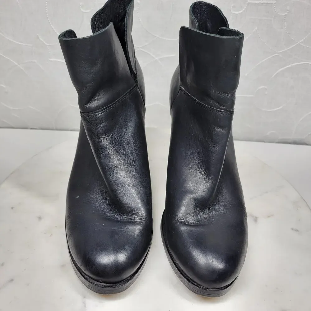 Vince‎ Camuto Helyn Ankle Boots Womens 8.5 Black Soft Leather Pull On Block Heel